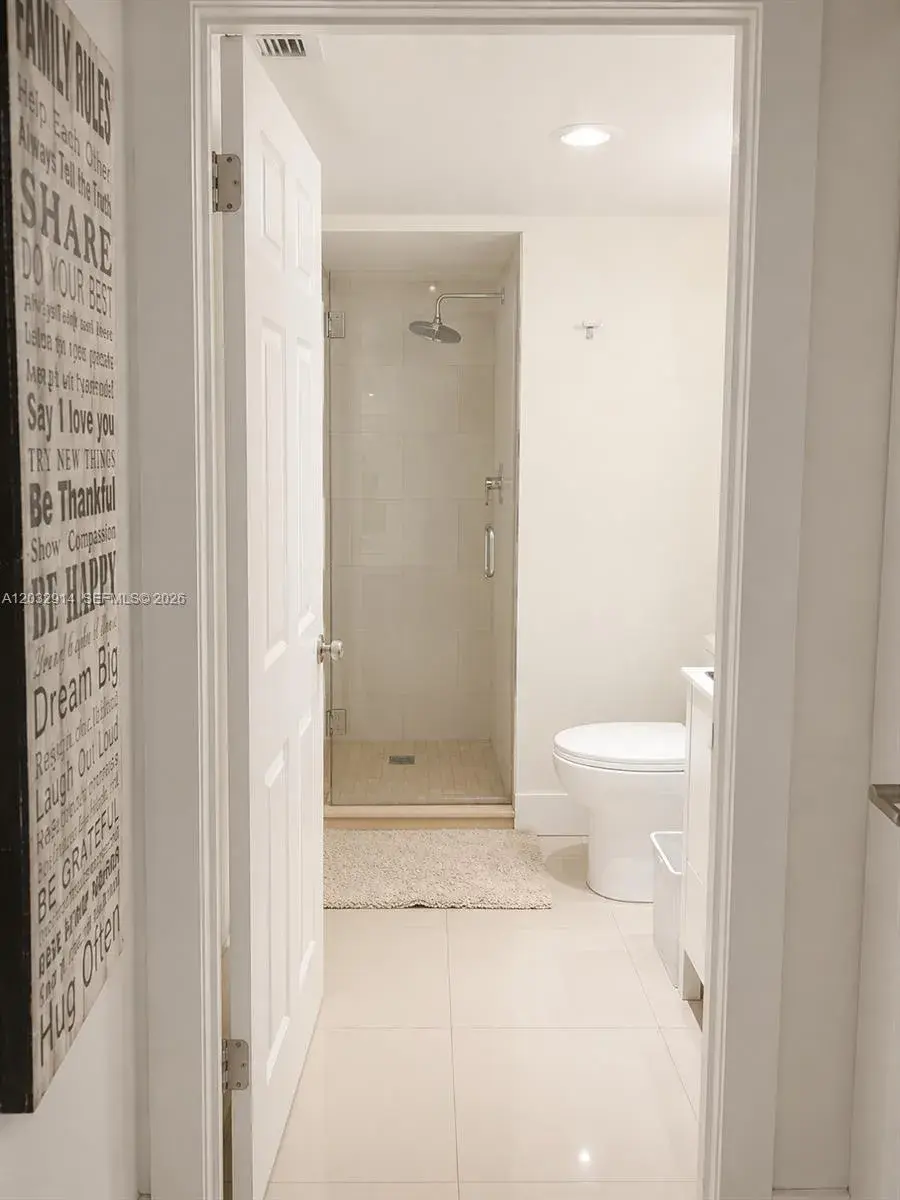 1865 S Ocean Dr # 8I, Hallandale Beach FL 33009