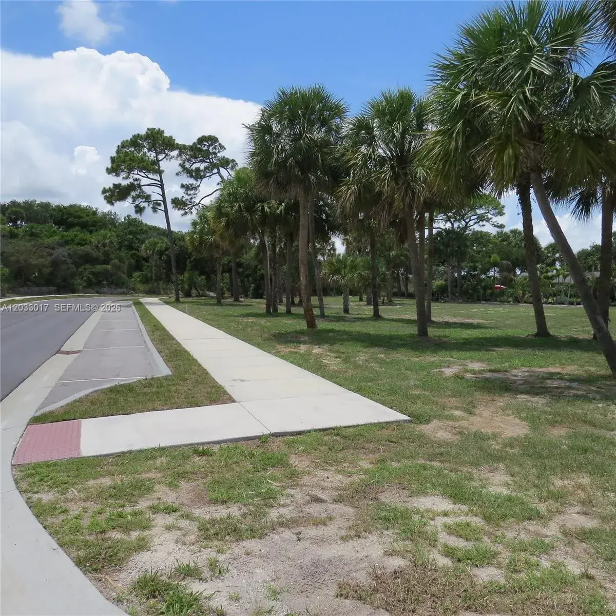 12360 SE Dixie Hwy, Hobe Sound FL 33455