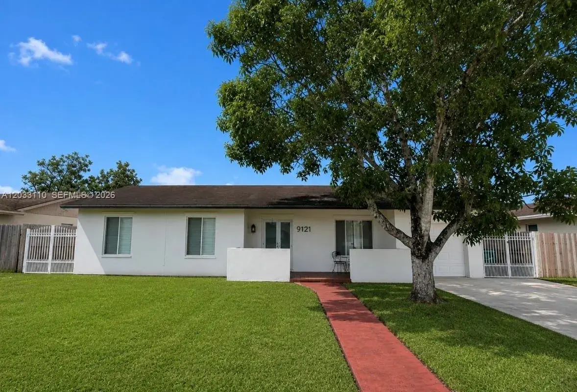 11104 SW 155th Ter, Miami FL 33157