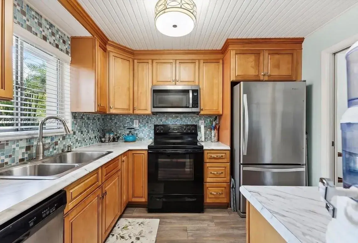 3300 Atlanta St # 15B, Hollywood FL 33021