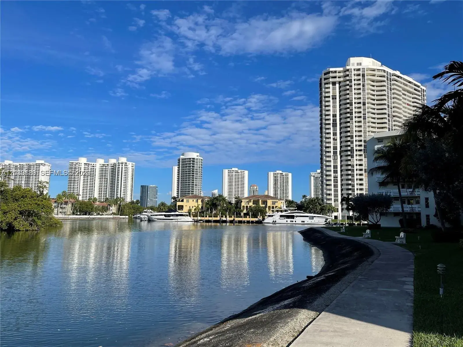 3030 Marcos Dr # T314, Aventura FL 33160