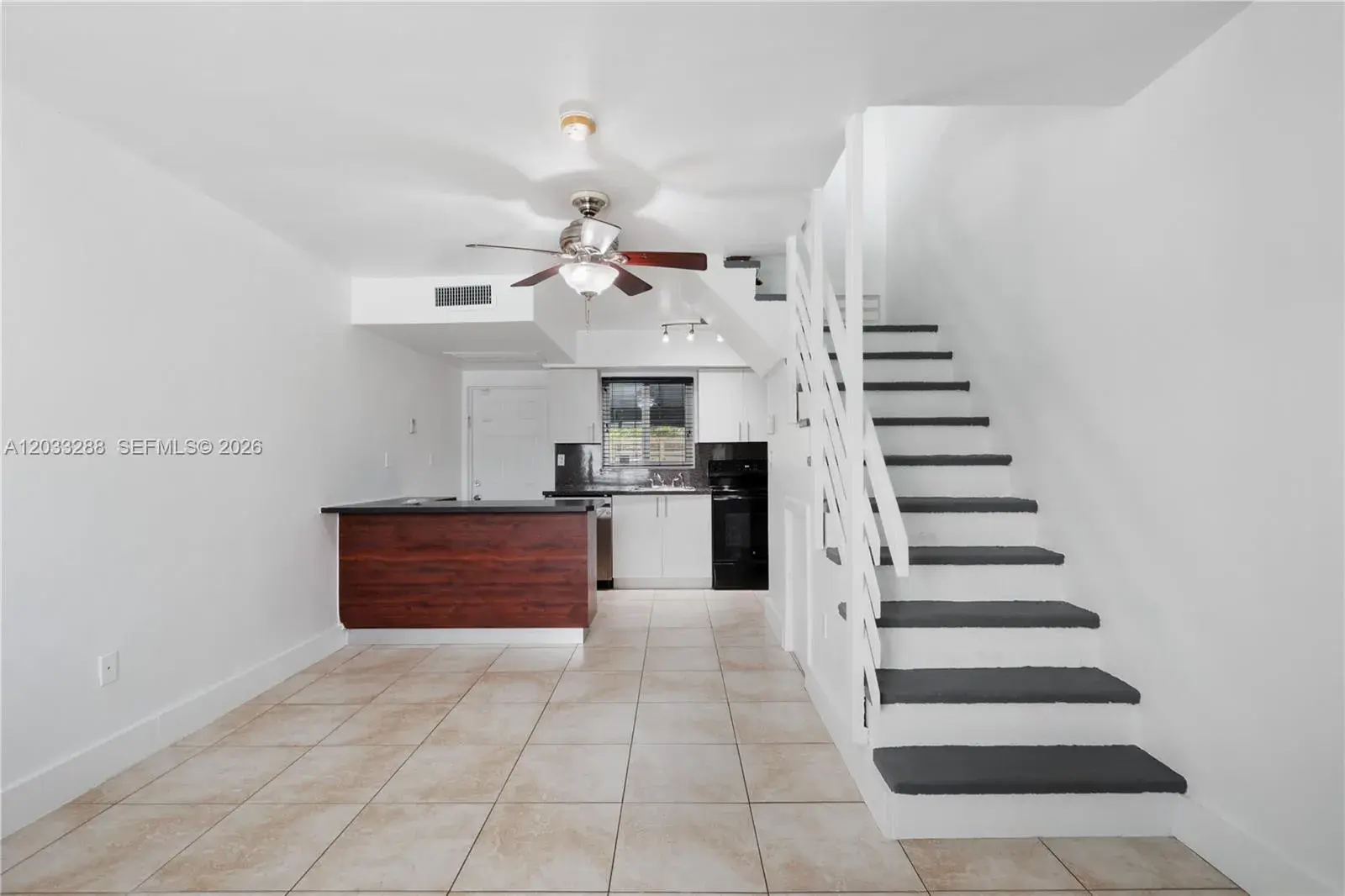 932 SW 6th St # 5, Miami FL 33130