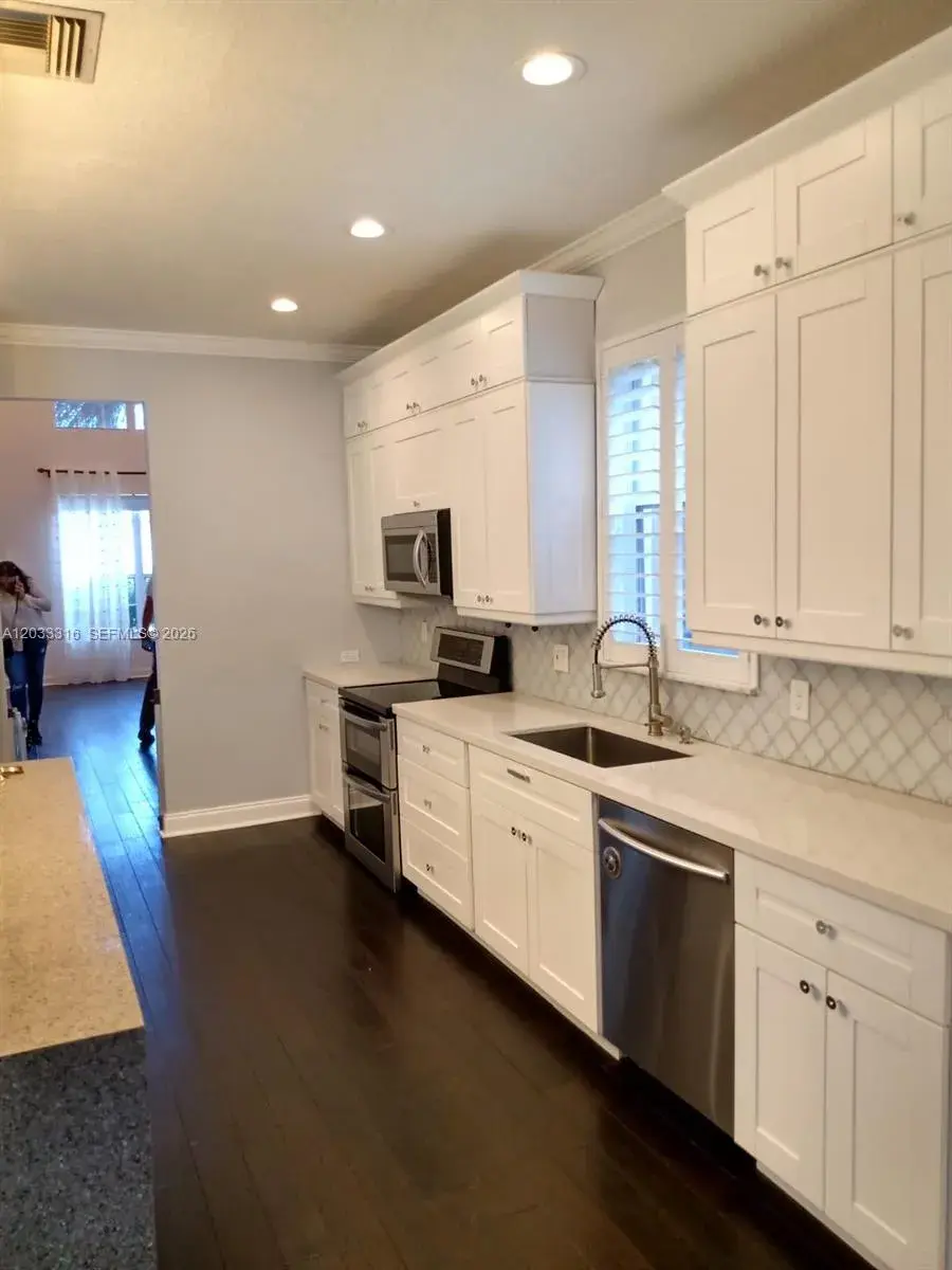 8682 Via Ancho Rd, Boca Raton FL 33433 photo 2