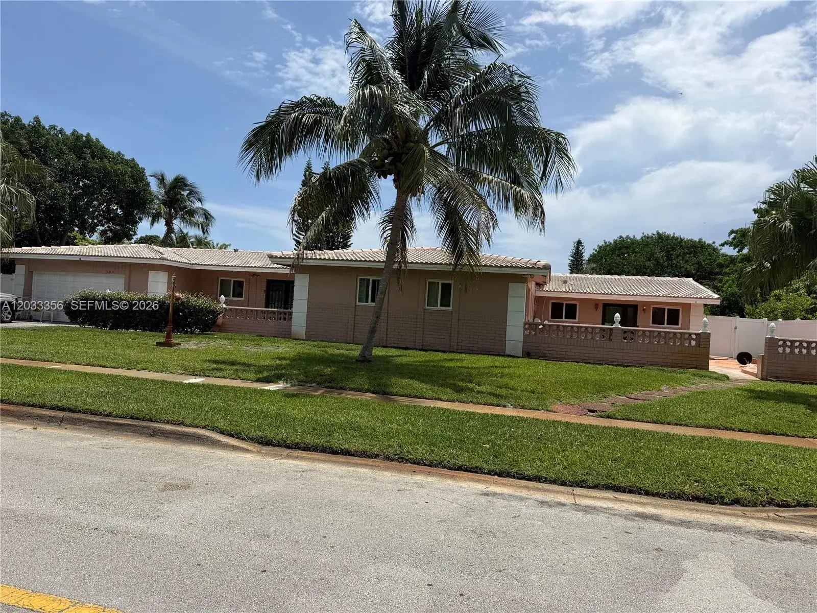 5 bedroom 3 bath Residential for sale at 300 SW 68th Ave, Margate FL 33068