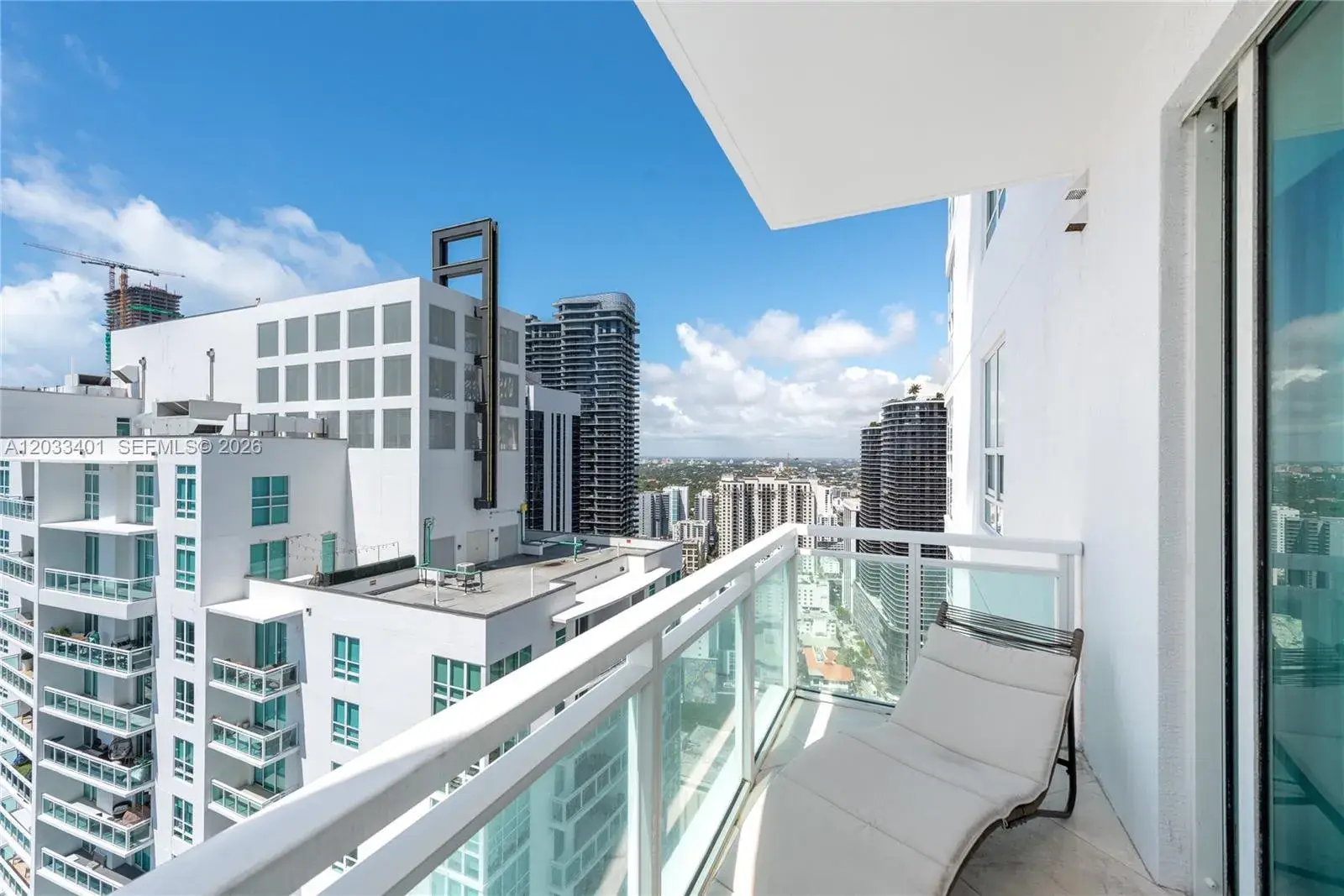 950 Brickell Bay Dr # 4403, Miami FL 33131