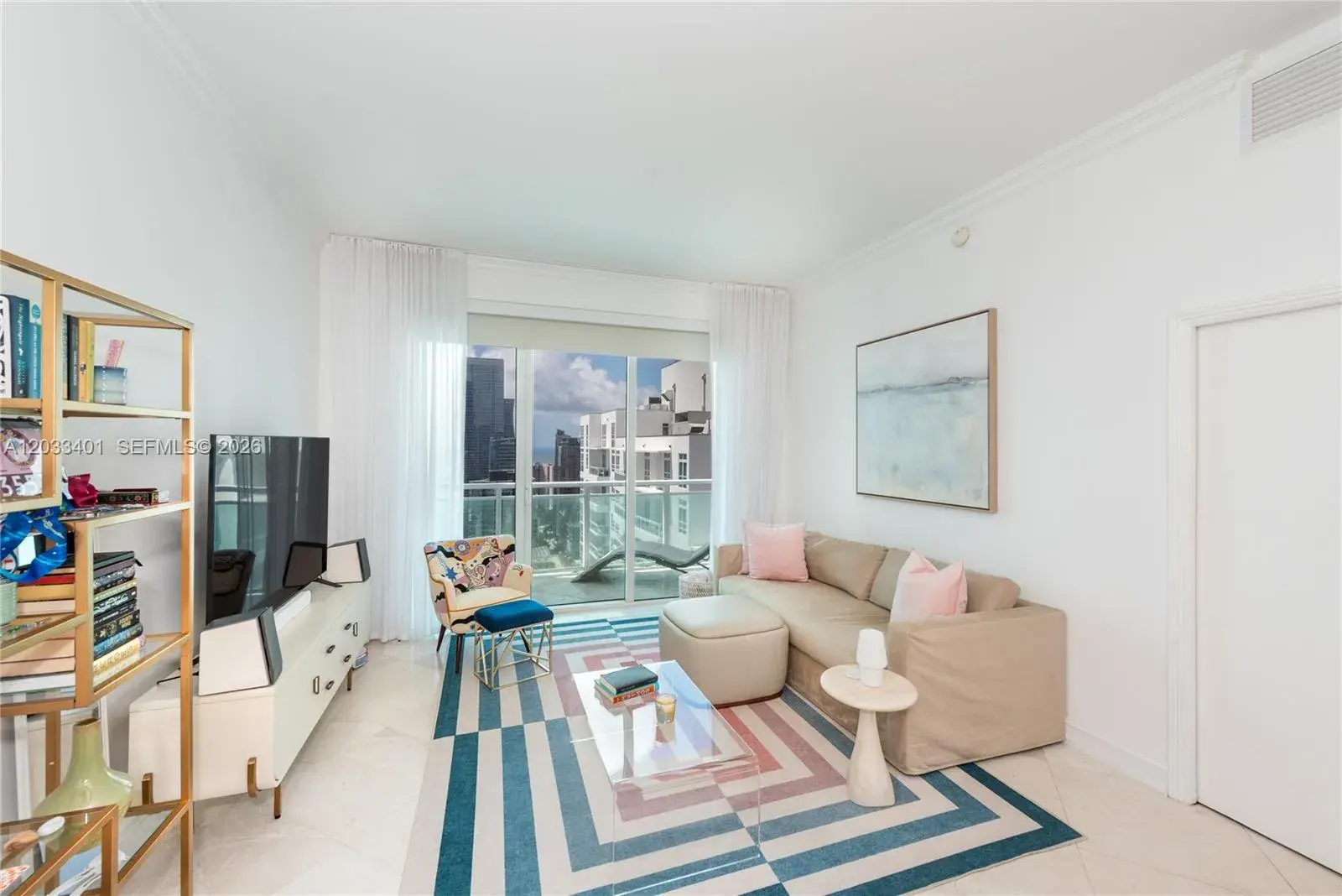 950 Brickell Bay Dr # 4403, Miami FL 33131