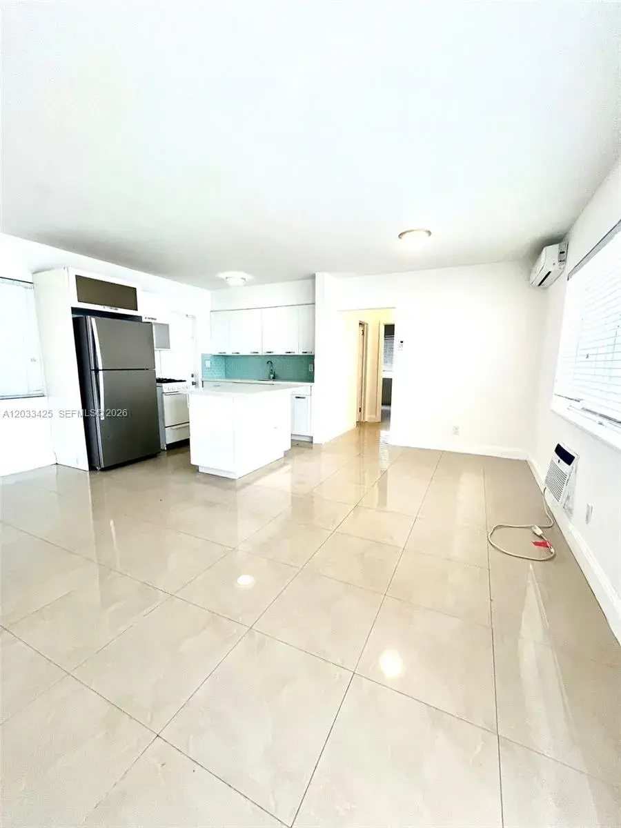 2031 Jackson St # 3, Hollywood FL 33020