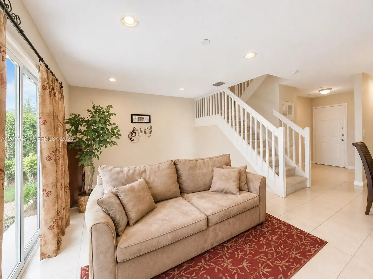 532 NW 208th Ter, Pembroke Pines FL 33029
