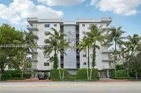 1 bedroom 1 bath Residential Lease for rent at 1100 Alton Rd # 3C, Miami Beach FL 33139