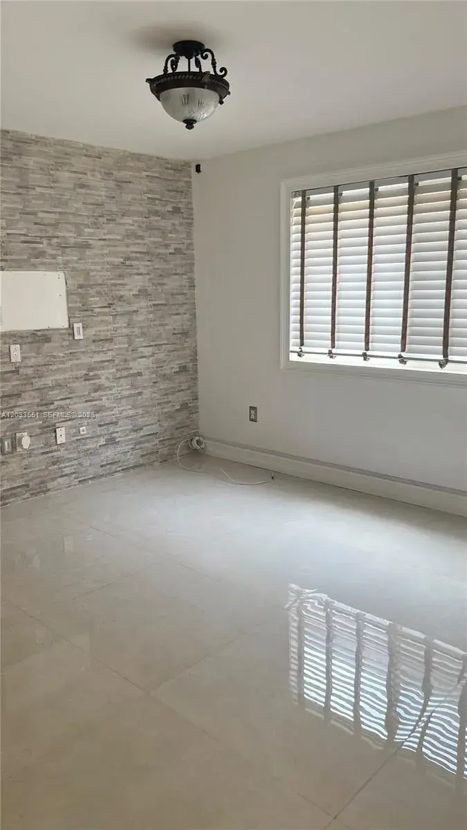 6225 Kendale Lakes Cir # 263, Miami FL 33183