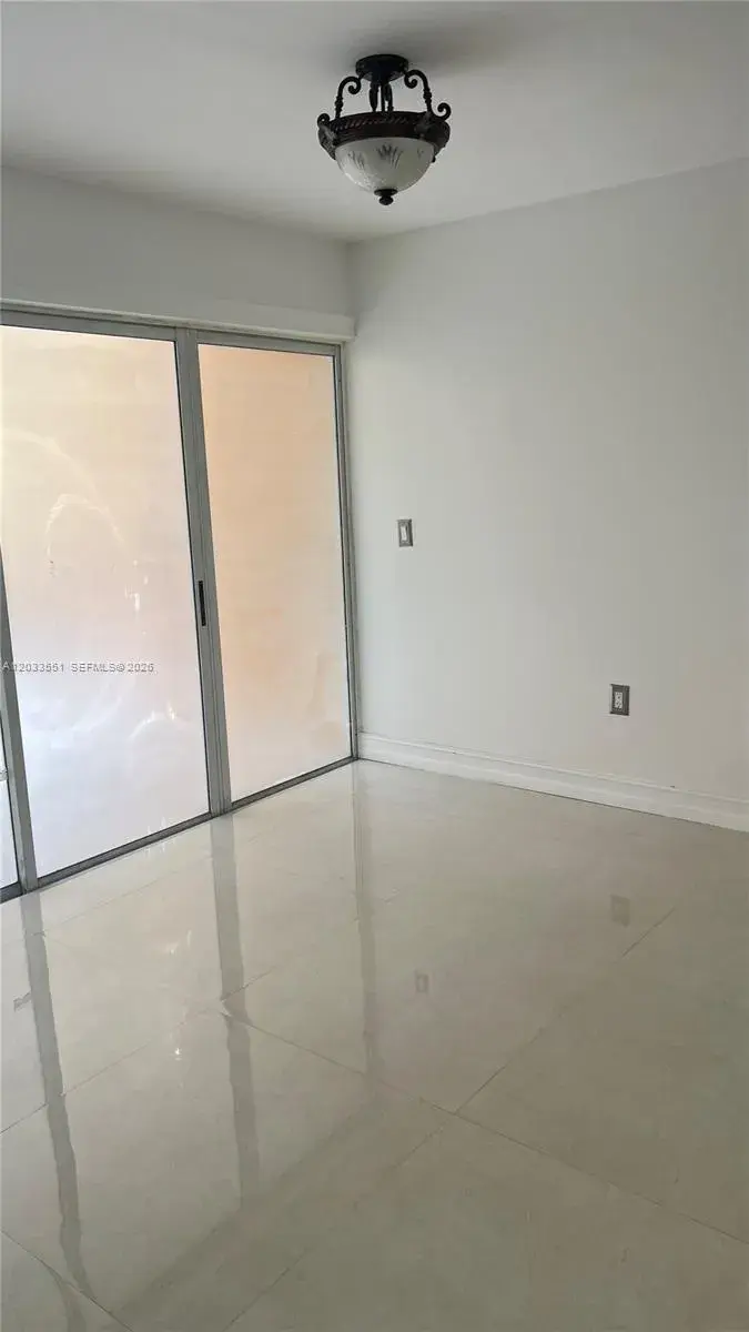6225 Kendale Lakes Cir # 263, Miami FL 33183