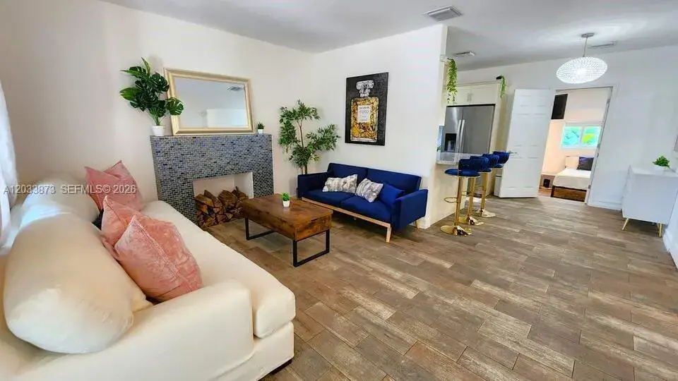 3 bedroom 2 bath Residential Lease for rent at 11 NW 47th Ter, Miami FL 33127