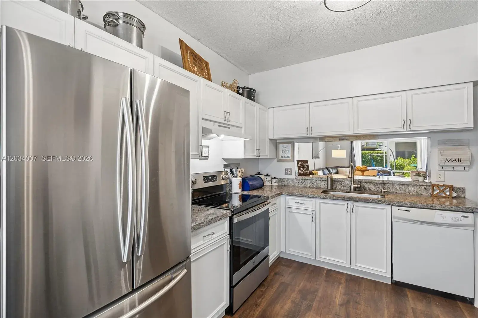 9928 NW 57th Manor, Coral Springs FL 33076