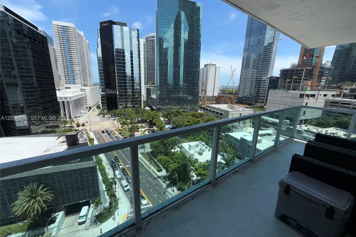 1250 S Miami Ave # 1302, Miami FL 33130