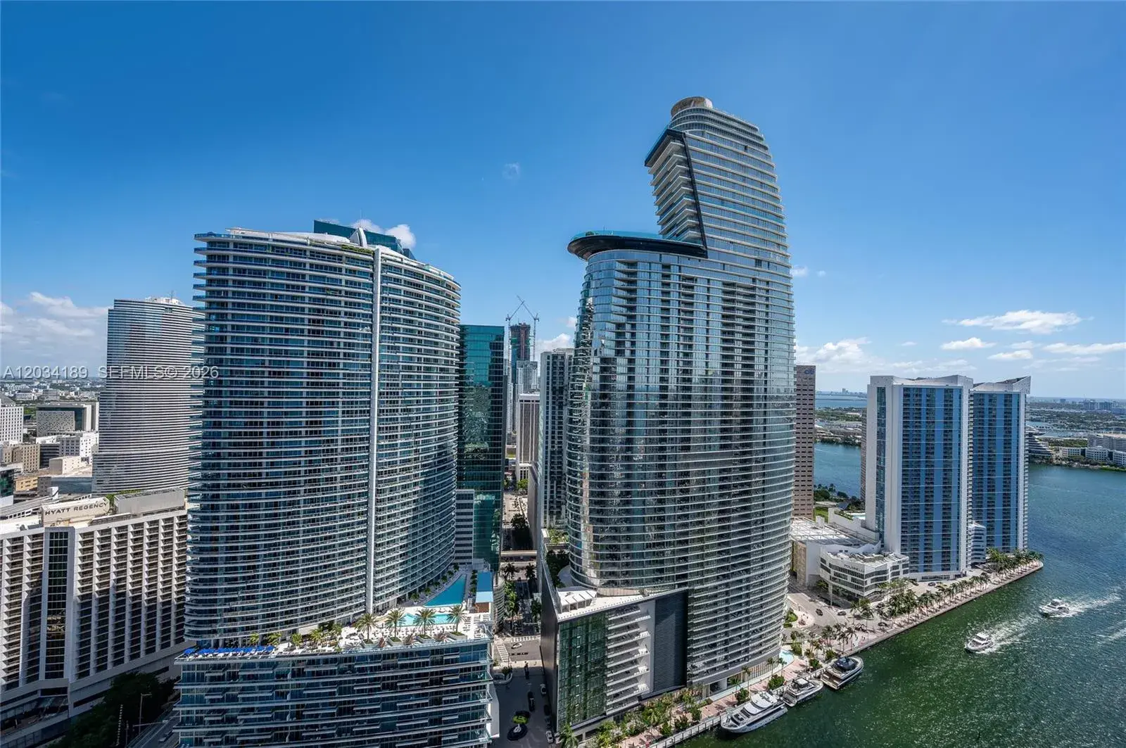 475 Brickell Ave # 4115, Miami FL 33131