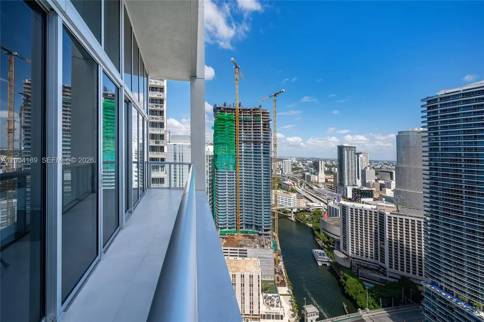 475 Brickell Ave # 4115, Miami FL 33131