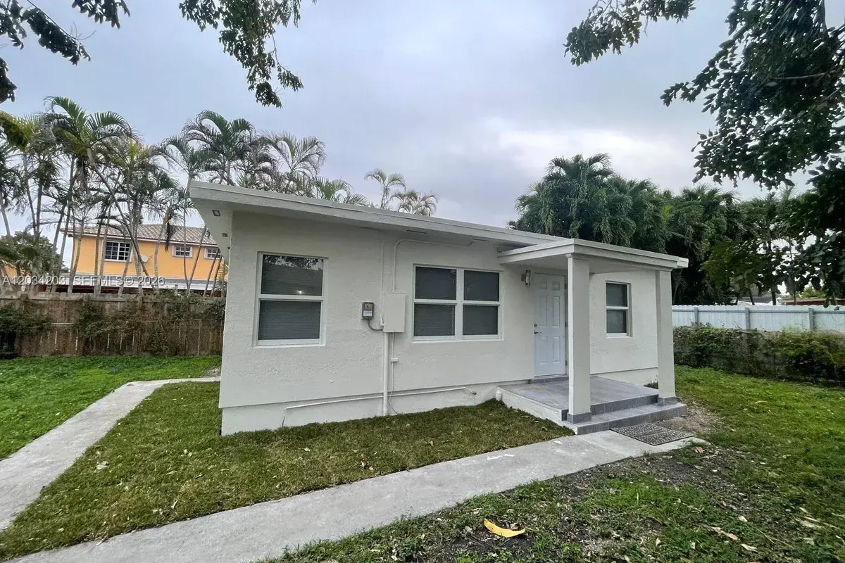 2103 SW 60th Ave # 2, Miami FL 33155