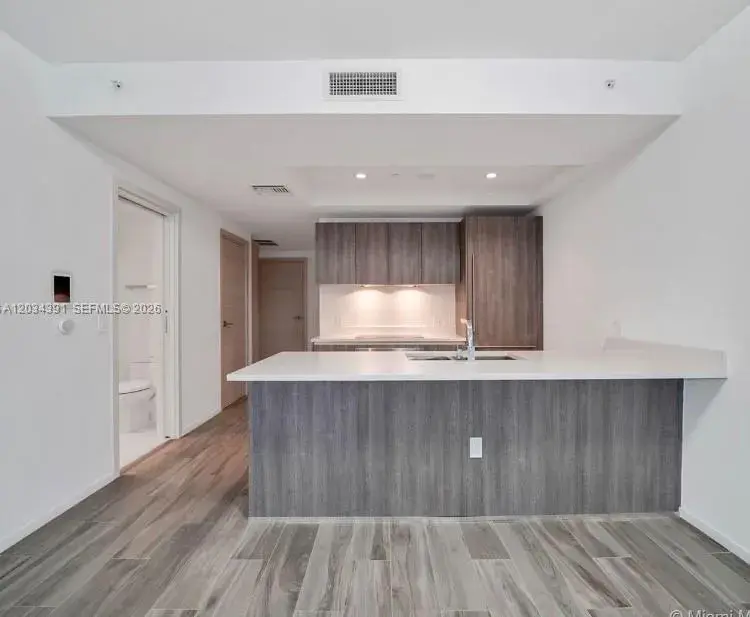 801 S Miami Ave # 1807, Miami FL 33130