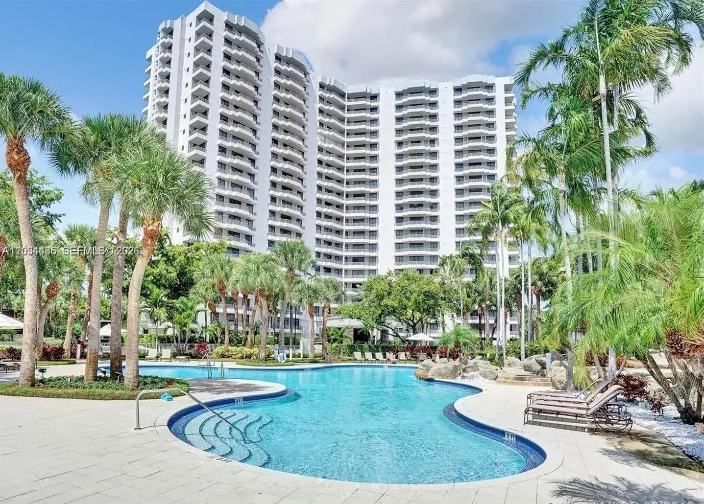 2 bedroom 2 bath Residential Lease for rent at 3300 NE 192nd St # 1712, Aventura FL 33180