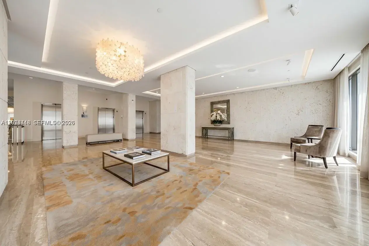 1985 S Ocean Dr # 2B, Hallandale Beach FL 33009