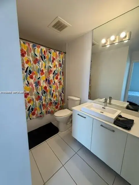151 SE 1st St # 2906, Miami FL 33131