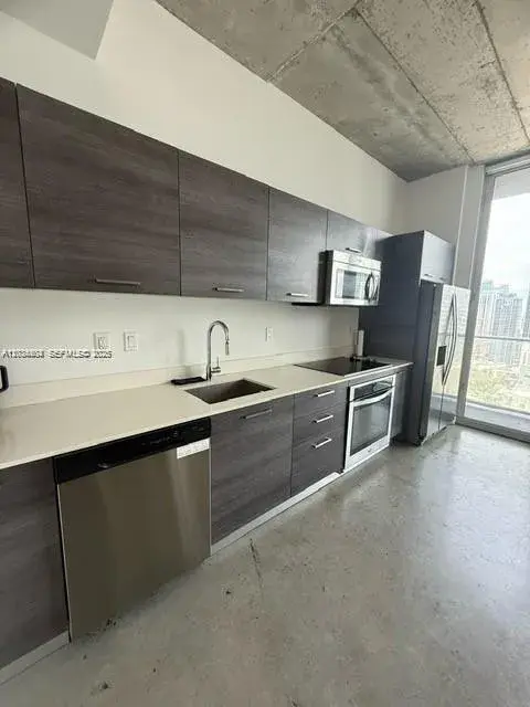 151 SE 1st St # 2906, Miami FL 33131