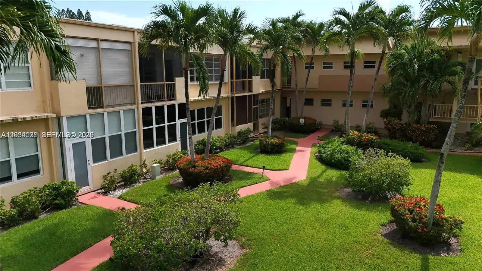 851 NE 14th Ave # 414, Hallandale Beach FL 33009