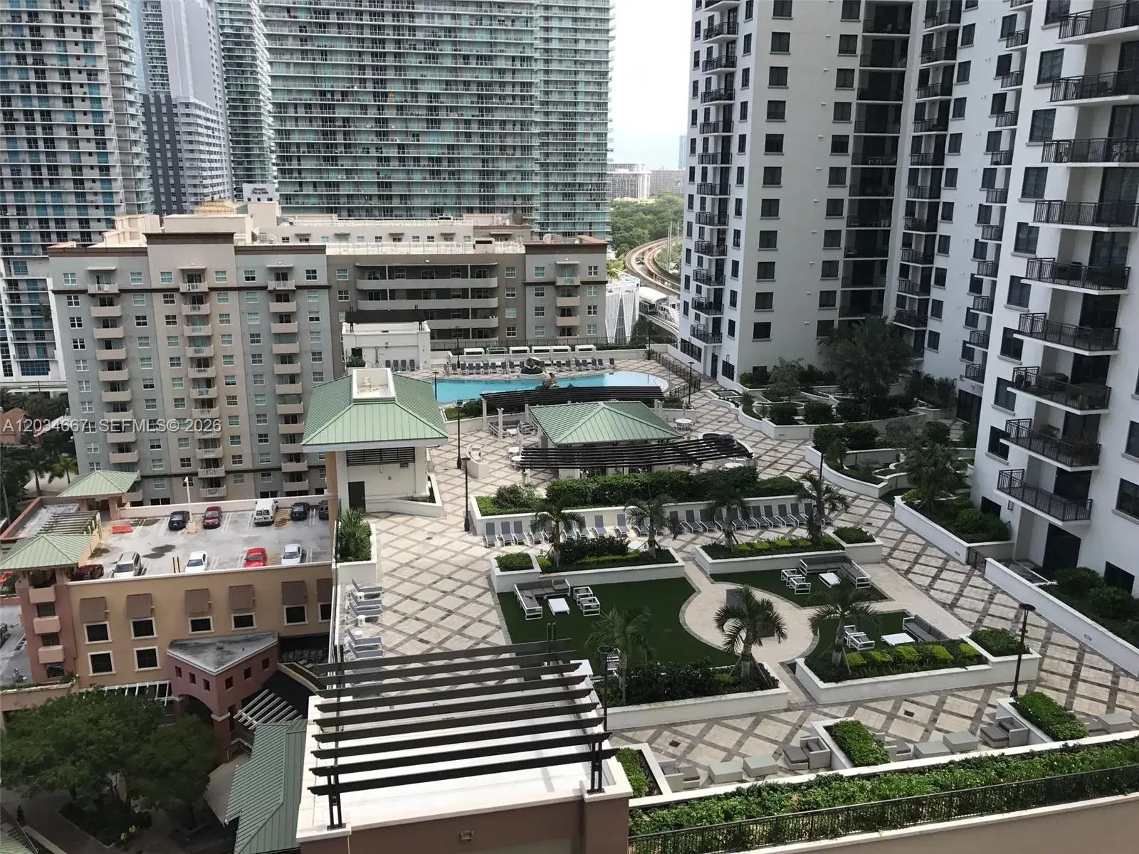 55 SW 9 St # 1605, Miami FL 33130