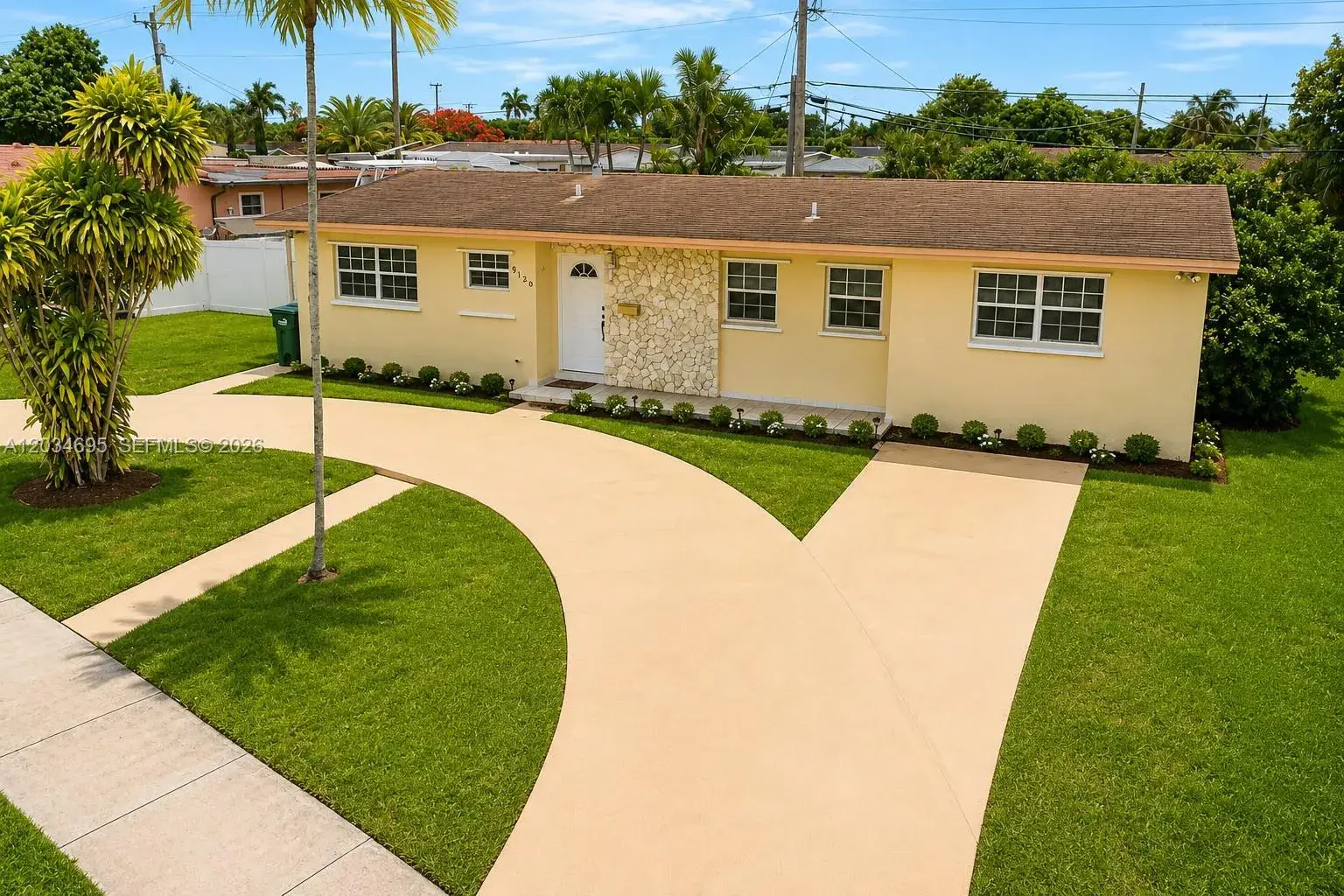 9120 SW 16th St, Miami FL 33165