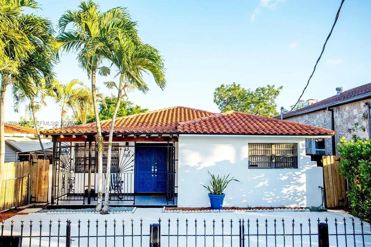 3610 SW 14th St, Miami FL 33145