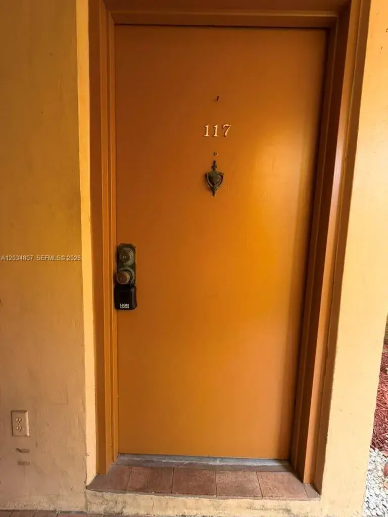 2 bedroom 1 bath Residential Lease for rent at 9311 SW 4th St # 117B, Miami FL 33174
