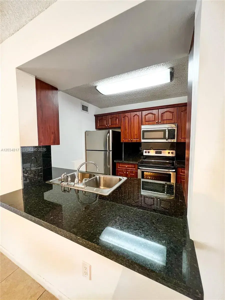 9767 NW 46th Ter # 109, Doral FL 33178