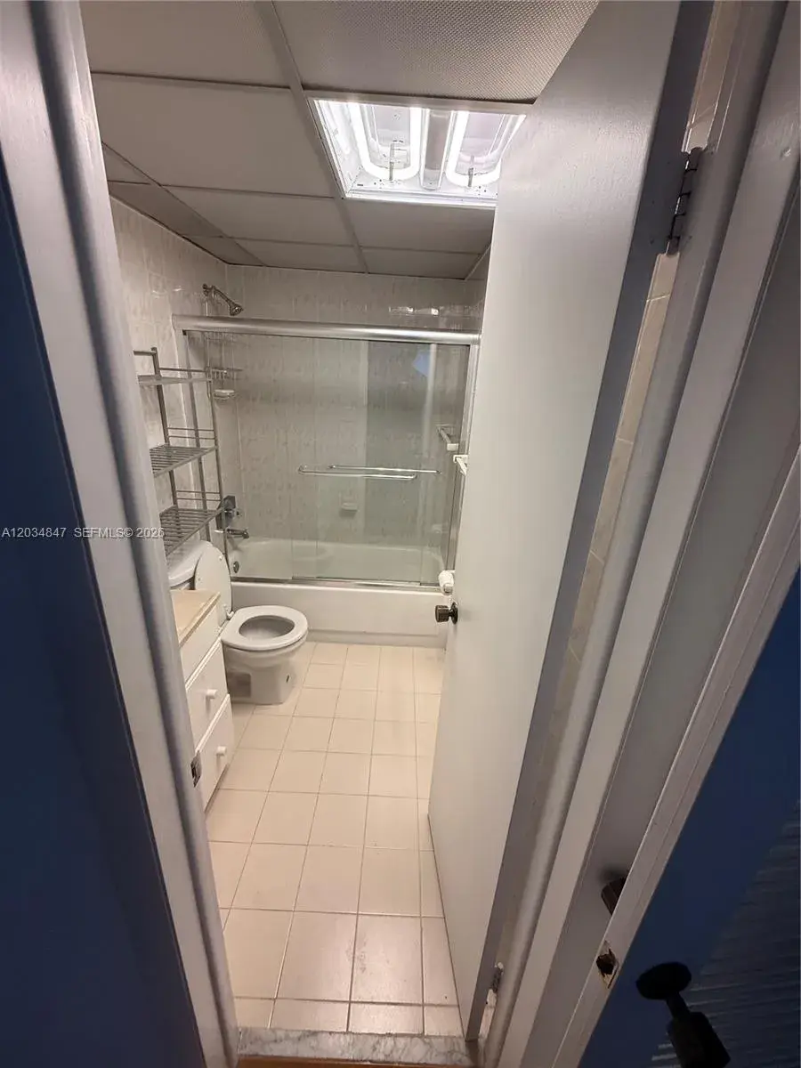2201 Brickell Ave # 67C, Miami FL 33129