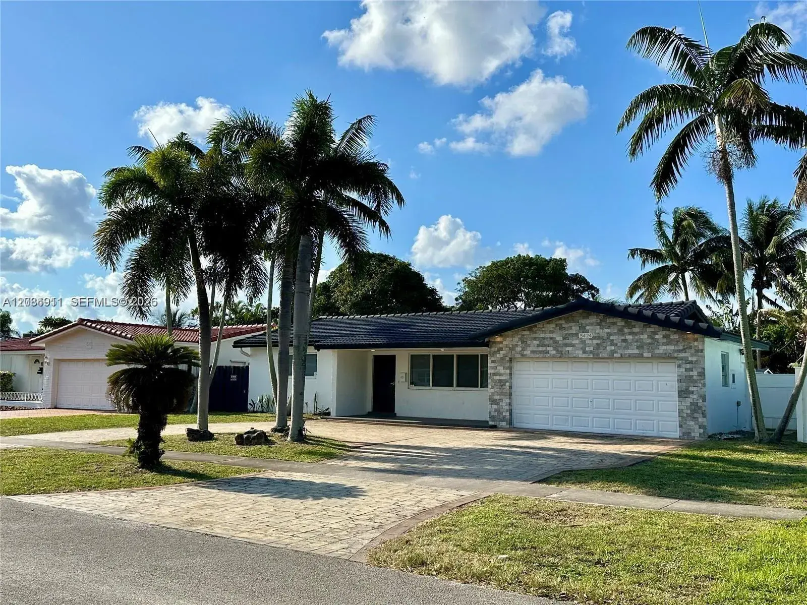 3 bedroom 2 bath Residential Lease for rent at 5424 Garfield St, Hollywood FL 33021