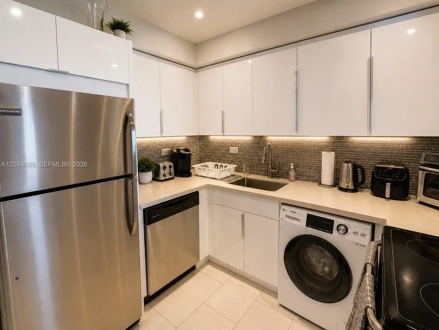 1500 Bay Rd # 518S, Miami Beach FL 33139