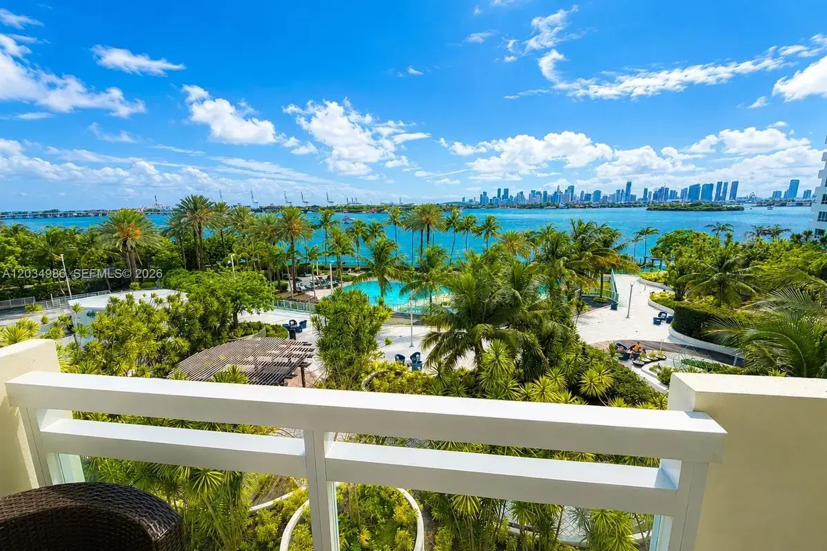1500 Bay Rd # 518S, Miami Beach FL 33139