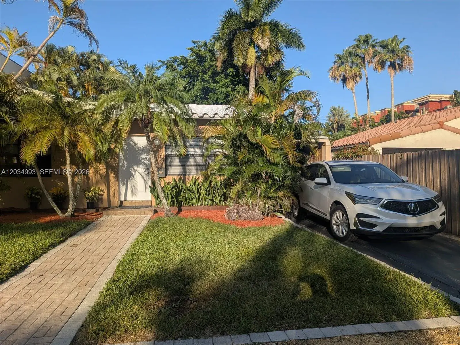 2 bedroom 1 bath Residential Lease for rent at 1104 NE 17th Ter # 2, Fort Lauderdale FL 33304