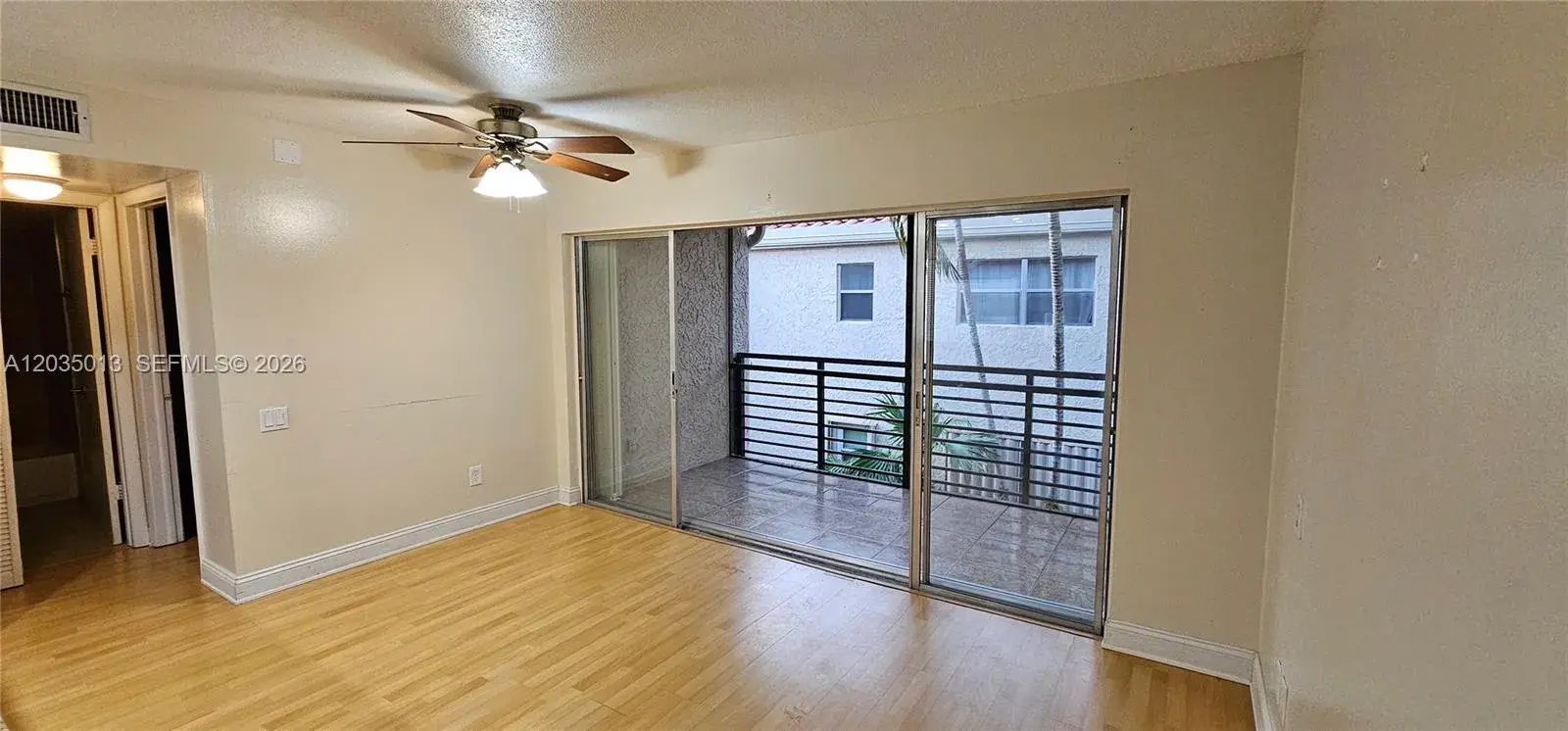 5352 NE 6th Ave # G9, Oakland Park FL 33334