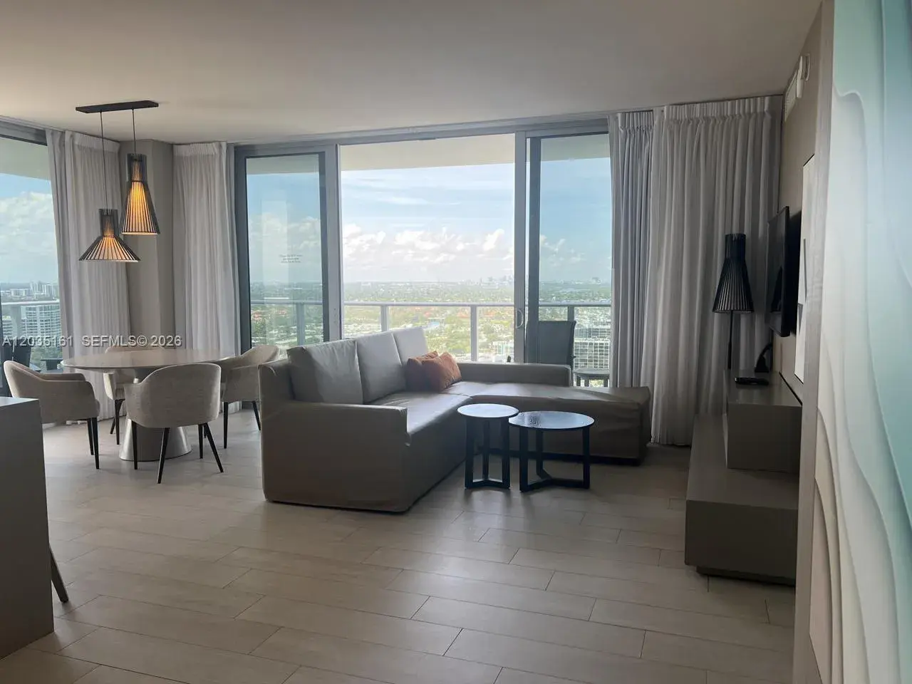 2 bedroom 2 bath Residential for sale at 4010 S OCEAN DR # R2402, Hollywood FL 33019