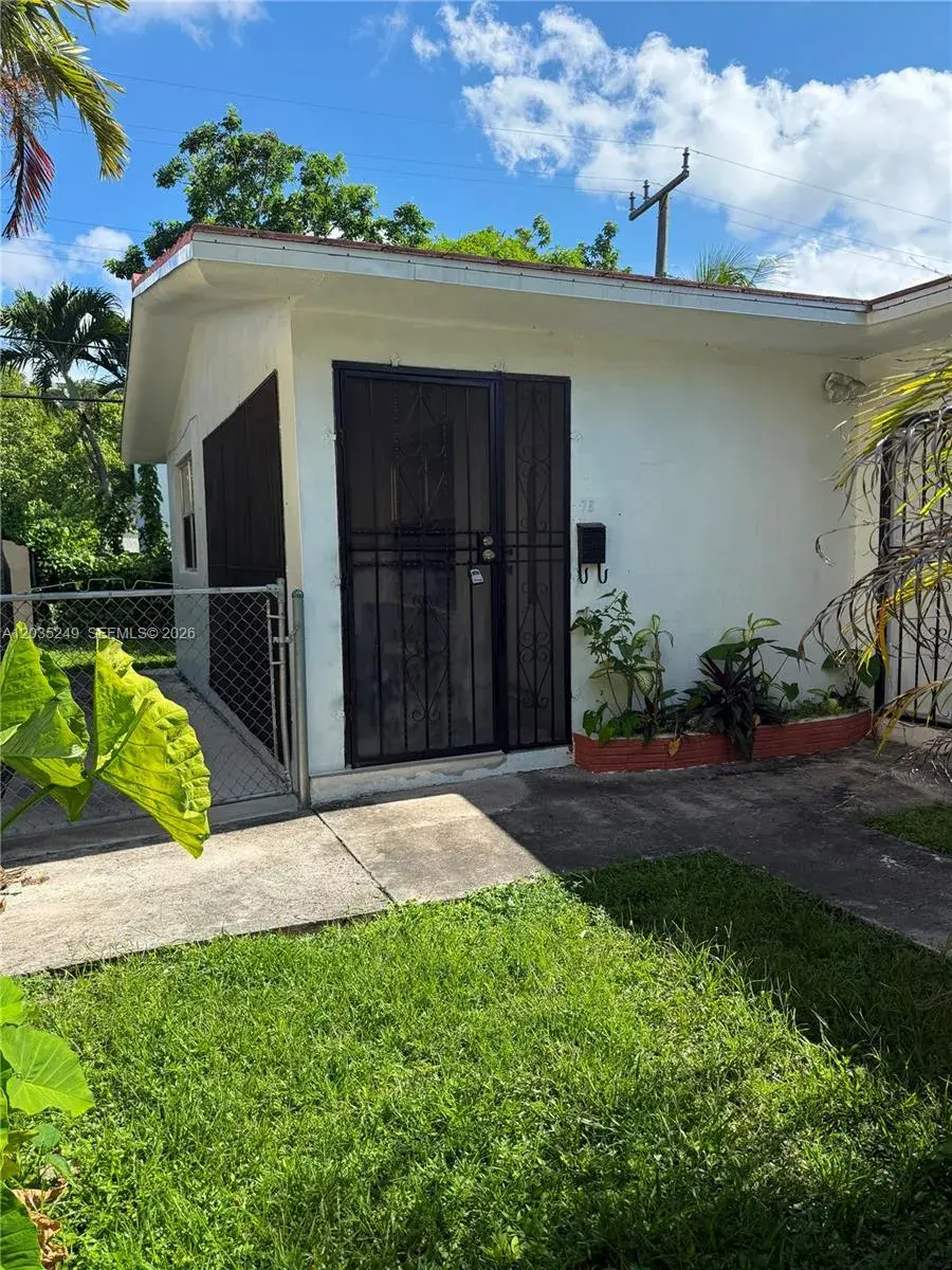 2 bedroom 2 bath Residential Lease for rent at 78 NE 43rd St # 0, Miami FL 33137