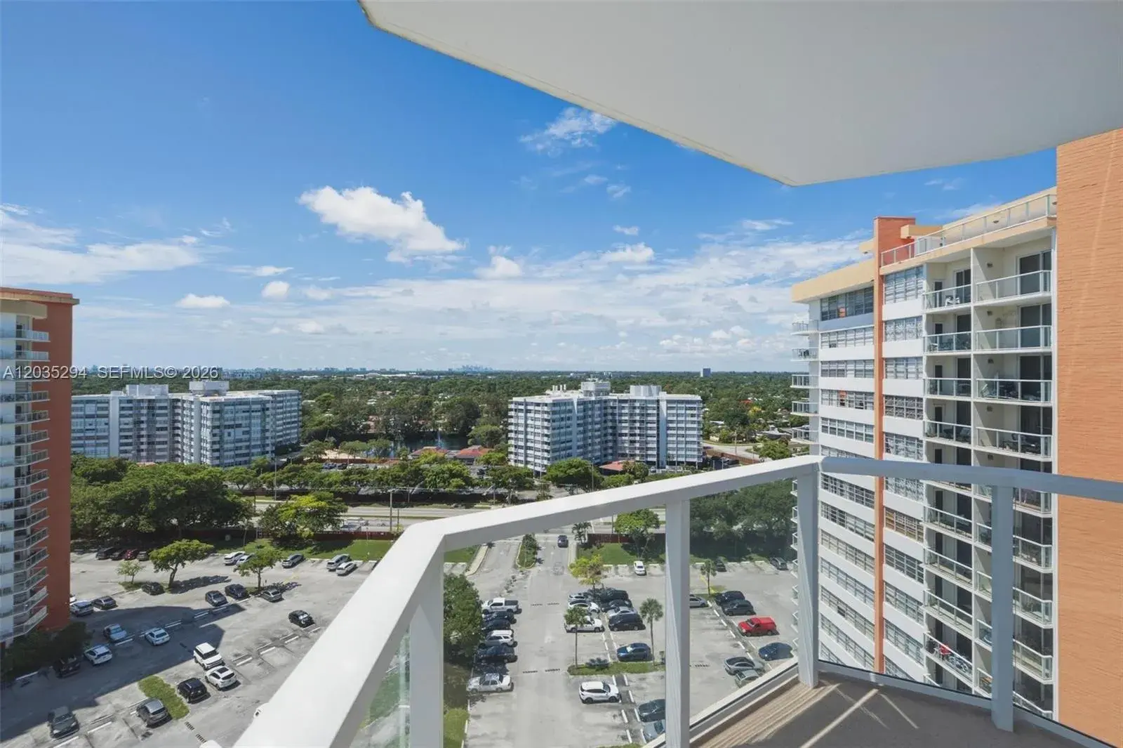 1301 NE Miami Gardens Dr # 1515W, Miami FL 33179