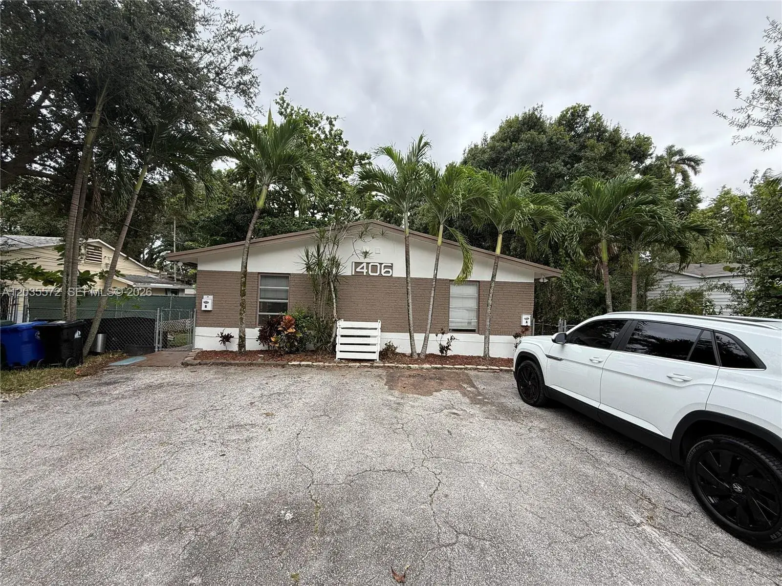 3 bedroom 2 bath Residential Lease for rent at 1406 SW 1st # A, Fort Lauderdale FL 33312