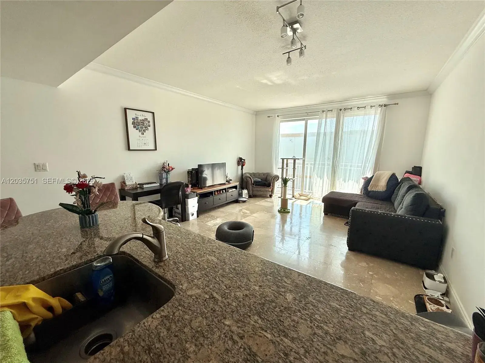 7275 SW 90th St # C313, Miami FL 33156