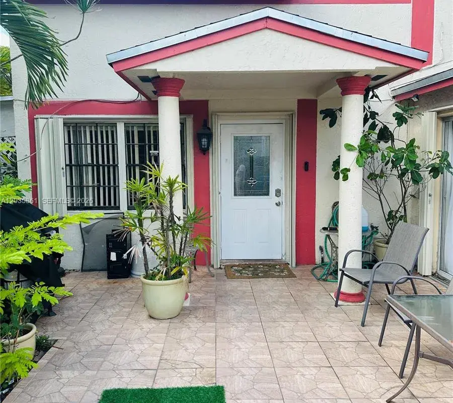 14724 SW 107th Ter, Miami FL 33196