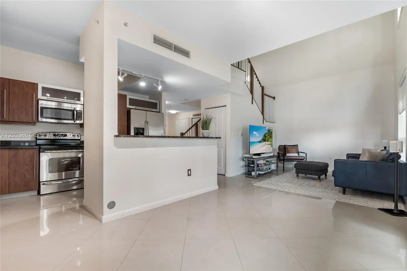 7375 SW 90th St, Miami FL 33156