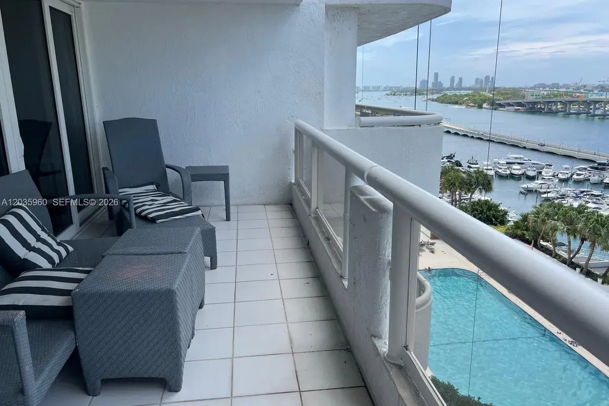 1717 N Bayshore Dr # 1742, Miami FL 33132