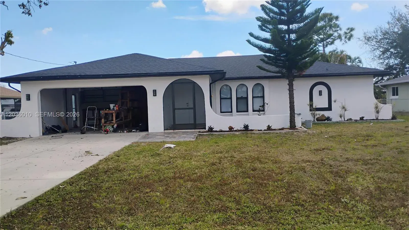 1404 SE 19TH St., Cape Coral FL 33990