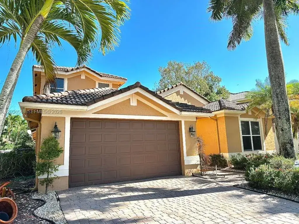1831 Mariners Ln, Weston FL 33327