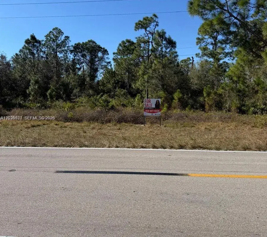 216 Columbus, Lehigh Acres FL 33974
