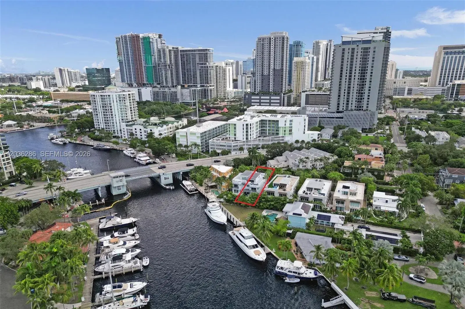 4 bedroom 3 bath Residential Lease for rent at 453 SW 5th Ave, Fort Lauderdale FL 33315